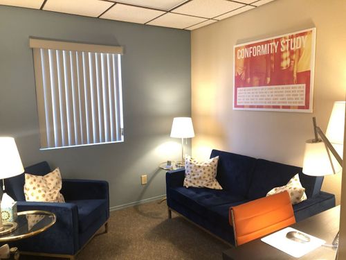 Kristin Lux – Marriage & Family Therapist Associate, LAMFT