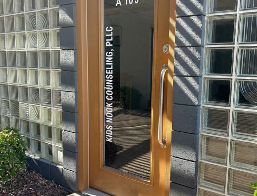 Mackenzie Francis – Clinical Social Work/Therapist, MSW, LCSW, RPT (she,  her)