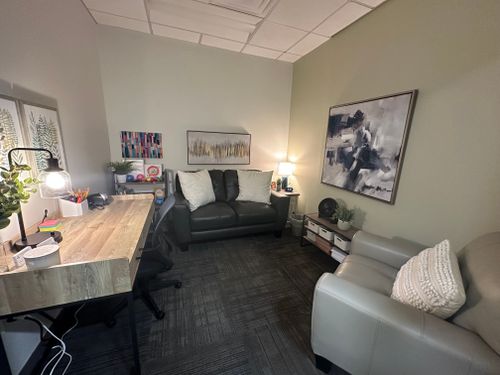 Raven Taylor-Aduwak – Counselor, LAC