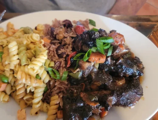 Topnotch Island Flavor Kitchen